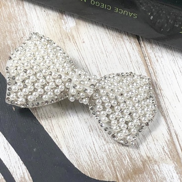 Alquimia Accessories - NEW  EMBELLISHED  HAIR CLIP